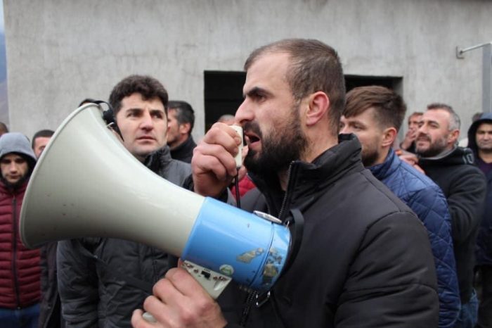 Historike/ Një minator, kandidat për deputet në Shqipëri!