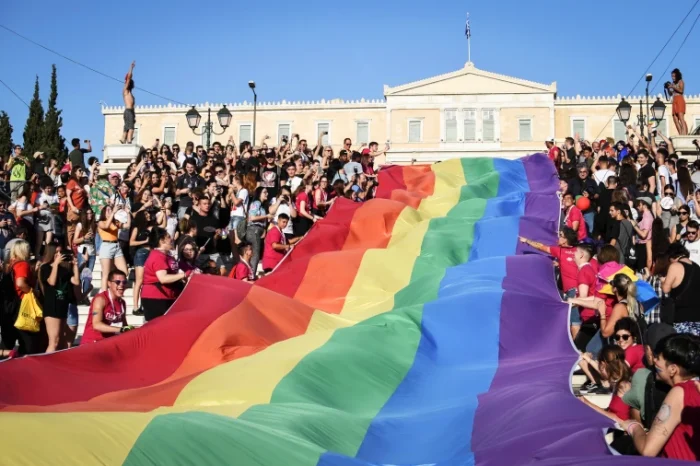 Greqia ndalon operacionet ‘normalizuese të seksit’ te foshnjat interseksuale